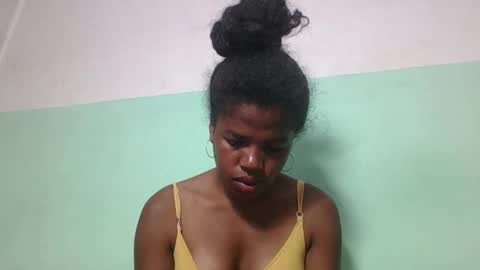 Snapshot of vanafiry chatting on February 2, 4:32 pm vanafiry online show from February 2, 4:32 pm