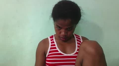 Snapshot of vanafiry chatting on February 12, 4:12 am vanafiry online show from February 12, 4:12 am