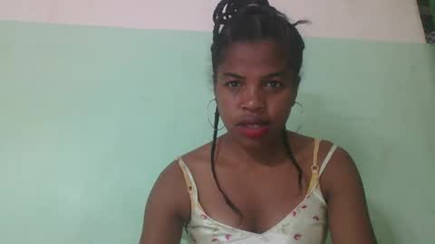 Snapshot of vanafiry chatting on February 22, 4:51 pm vanafiry online show from February 22, 4:51 pm