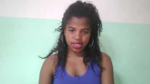 Snapshot of vanafiry chatting on February 25, 3:49 pm vanafiry online show from February 25, 3:49 pm