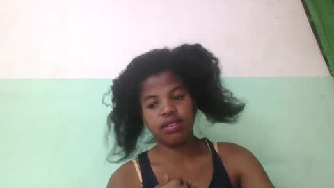 Snapshot of vanafiry chatting on February 28, 3:37 am vanafiry online show from February 28, 3:37 am