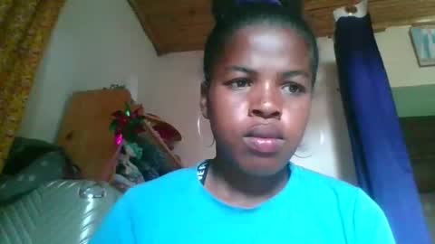 Snapshot of vanafiry chatting on February 13, 10:33 am vanafiry online show from February 13, 10:33 am