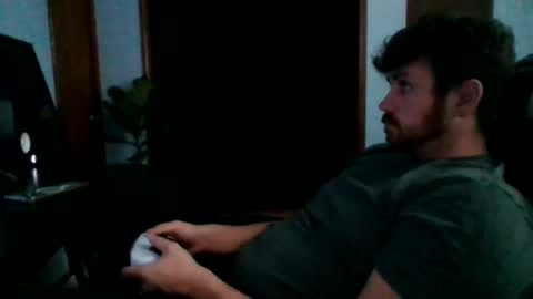 Snapshot of vandal2021 chatting on October 27, 12:58 am Vandal2021 online show from October 27, 12:58 am