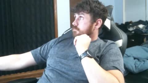 Snapshot of vandal2021 chatting on November 5, 2:33 am Vandal2021 online show from November 5, 2:33 am