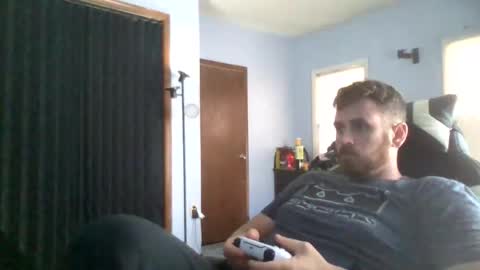 Snapshot of vandal2021 chatting on November 17, 3:18 pm Vandal2021 online show from November 17, 3:18 pm