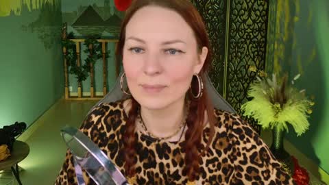 Vanda online show from December 19, 1:18 pm