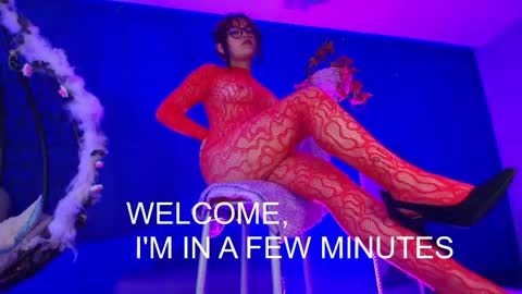 Vanelope online show from May 8, 2:28 am