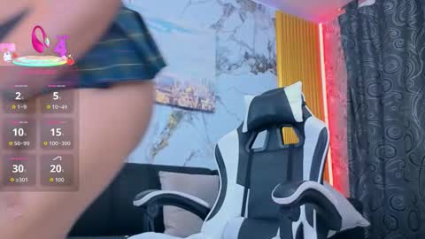 Vane online show from February 1, 5:00 pm