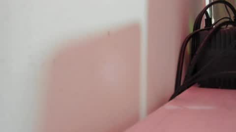 Snapshot of vanesa_g1 chatting on April 8, 2:33 am vanesa_g1 online show from April 8, 2:33 am