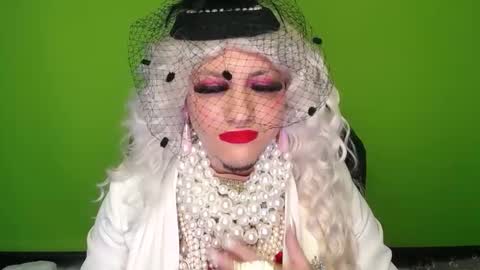 vanesacrossdresser online show from January 26, 5:02 am