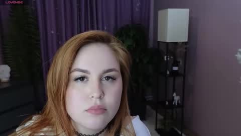 Snapshot of vanesaginger chatting on March 27, 11:43 am vanesaginger online show from March 27, 11:43 am