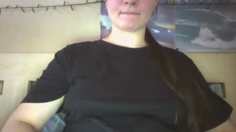 Snapshot of vanesajewel chatting on February 8, 12:39 pm VanesaJewel online show from February 8, 12:39 pm