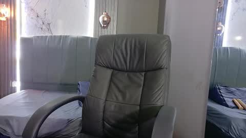 Snapshot of vanessa_7_ chatting on March 25, 11:11 pm Vanessa online show from March 25, 11:11 pm