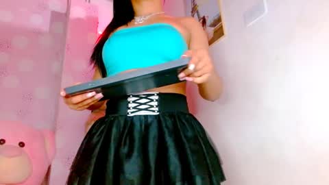 Snapshot of vanessa_brett chatting on December 27, 6:57 am VANESSA BRETT online show from December 27, 6:57 am