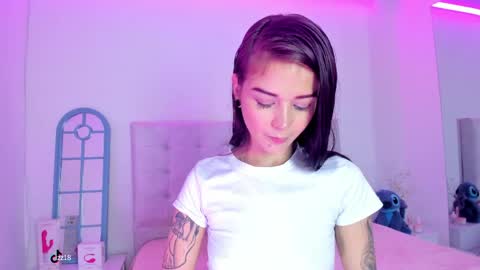 Vane  online show from April 6, 8:32 pm