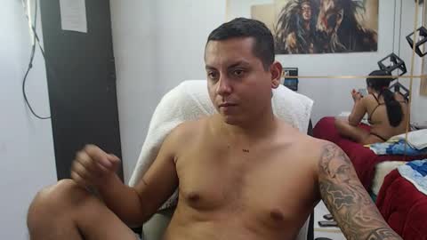 Snapshot of vanessa_f chatting on March 6, 7:43 pm vanessa online show from March 6, 7:43 pm