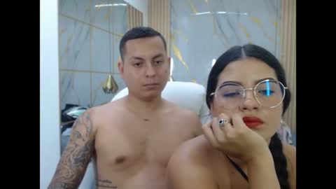 Snapshot of vanessa_f chatting on April 18, 7:58 pm vanessa online show from April 18, 7:58 pm