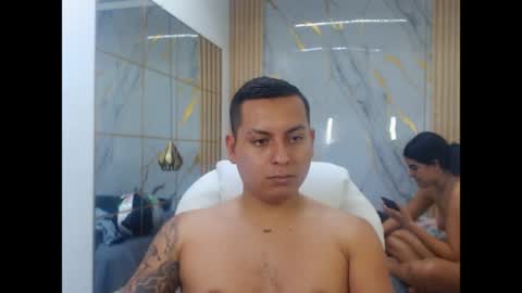 Snapshot of vanessa_f chatting on April 23, 7:27 pm vanessa online show from April 23, 7:27 pm