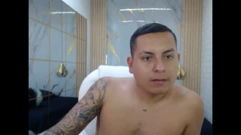 Snapshot of vanessa_f chatting on May 4, 6:59 pm vanessa online show from May 4, 6:59 pm