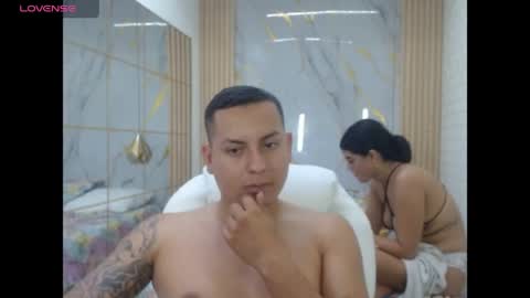 Snapshot of vanessa_f chatting on May 14, 7:42 pm vanessa online show from May 14, 7:42 pm
