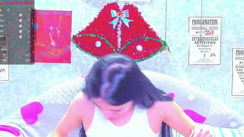 Snapshot of vanessa_florence chatting on December 30, 12:54 am RUSSIAN BARBIE BABE online show from December 30, 12:54 am