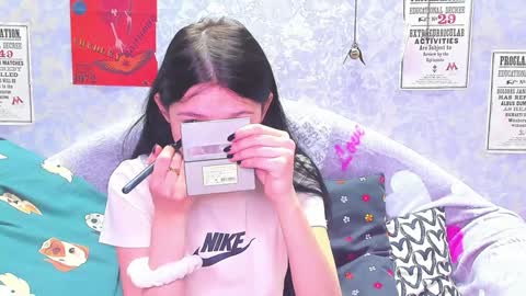 Snapshot of vanessa_florence chatting on February 9, 1:22 am RUSSIAN BARBIE BABE online show from February 9, 1:22 am