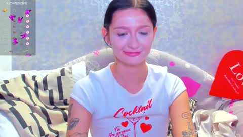 Snapshot of vanessa_florence chatting on September 20, 1:06 am RUSSIAN BARBIE BABE online show from September 20, 1:06 am