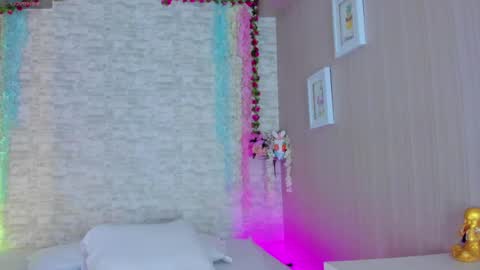 Vanessa online show from April 26, 2:04 pm