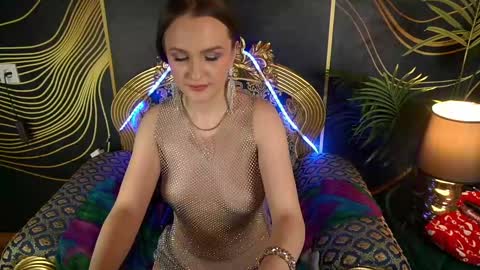 Snapshot of vanessabeautyy chatting on February 10, 4:08 am vanessabeautyy online show from February 10, 4:08 am