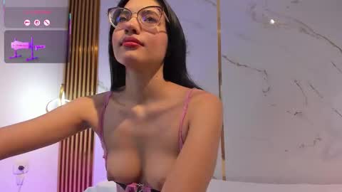 Snapshot of vanessaboch chatting on January 15, 8:56 pm Vanessa online show from January 15, 8:56 pm