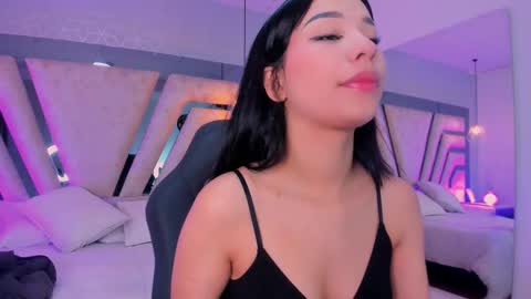Snapshot of vanessaduval chatting on November 4, 3:49 am vanessaduval online show from November 4, 3:49 am