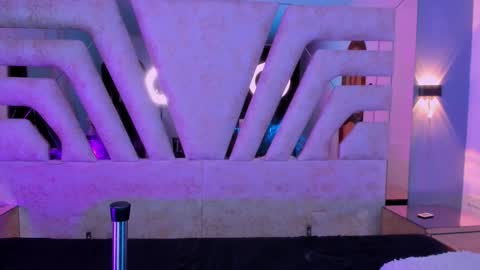 Snapshot of vanessaduval chatting on February 3, 6:51 am vanessaduval online show from February 3, 6:51 am