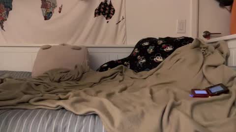 Vanessa  online show from March 25, 7:25 am