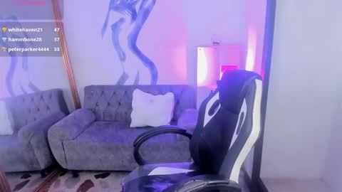 vanessascott_ online show from March 9, 6:39 am