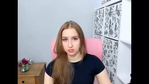VanessaTrue online show from April 26, 10:35 am