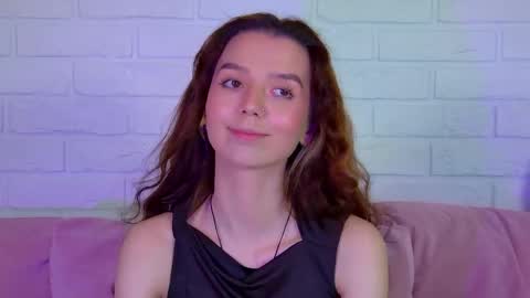 VanessaVienne online show from April 19, 4:06 pm