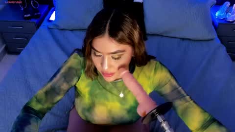 vanethompson online show from May 15, 8:05 pm