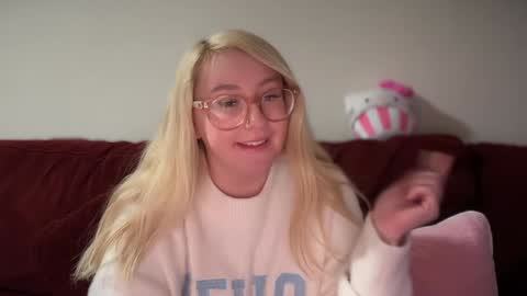 Snapshot of vanillapuddingpie chatting on January 23, 5:02 am vanillapuddingpie online show from January 23, 5:02 am