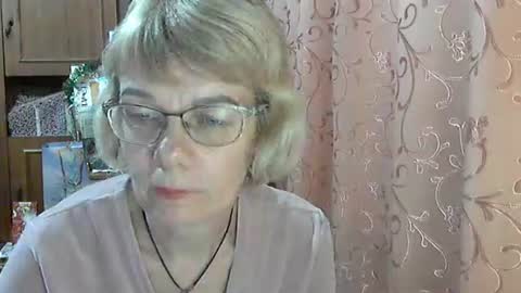 Snapshot of vanillaxcreamy chatting on December 17, 1:16 pm Vanillaxcreamy online show from December 17, 1:16 pm
