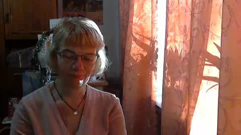 Snapshot of vanillaxcreamy chatting on December 19, 12:23 pm Vanillaxcreamy online show from December 19, 12:23 pm