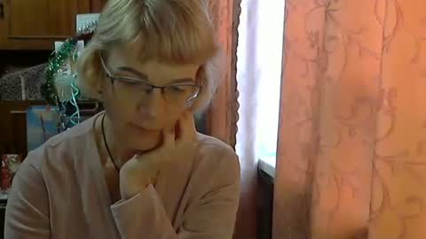 Snapshot of vanillaxcreamy chatting on December 20, 10:05 am Vanillaxcreamy online show from December 20, 10:05 am