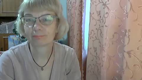 Snapshot of vanillaxcreamy chatting on December 21, 9:23 am Vanillaxcreamy online show from December 21, 9:23 am