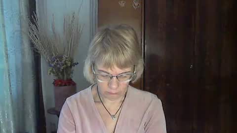 Snapshot of vanillaxcreamy chatting on December 27, 11:28 am Vanillaxcreamy online show from December 27, 11:28 am