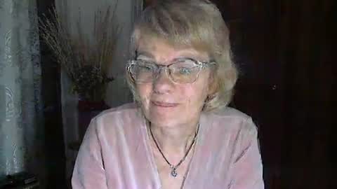 Snapshot of vanillaxcreamy chatting on January 8, 3:28 pm Vanillaxcreamy online show from January 8, 3:28 pm