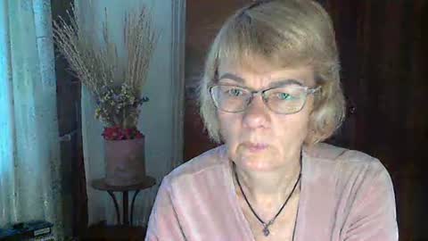 Snapshot of vanillaxcreamy chatting on January 12, 12:33 pm Vanillaxcreamy online show from January 12, 12:33 pm