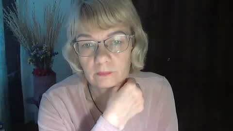 Snapshot of vanillaxcreamy chatting on January 14, 1:06 pm Vanillaxcreamy online show from January 14, 1:06 pm