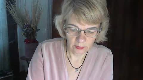 Snapshot of vanillaxcreamy chatting on January 24, 9:39 am Vanillaxcreamy online show from January 24, 9:39 am