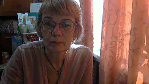 Snapshot of vanillaxcreamy chatting on February 19, 11:17 am Vanillaxcreamy online show from February 19, 11:17 am