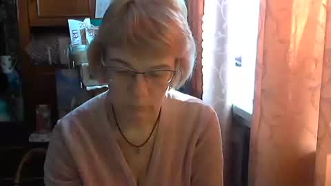 Snapshot of vanillaxcreamy chatting on February 21, 11:33 am Vanillaxcreamy online show from February 21, 11:33 am