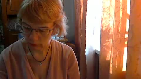 Snapshot of vanillaxcreamy chatting on February 23, 12:48 pm Vanillaxcreamy online show from February 23, 12:48 pm